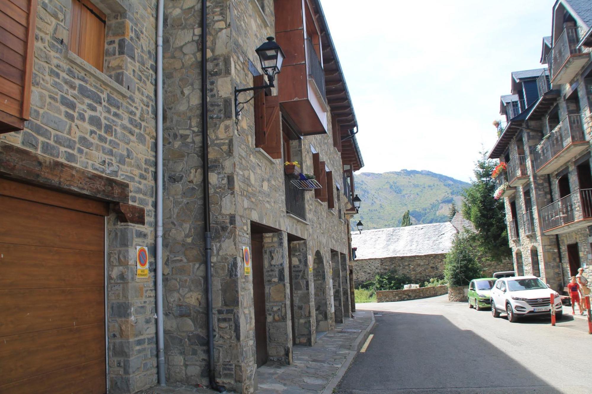 Sallent De Gallego - Formigal - Pirineos Sur Екстер'єр фото